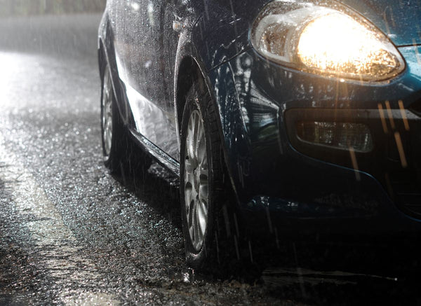 10 Tips to Remain Safe While Driving in Rainy Conditions